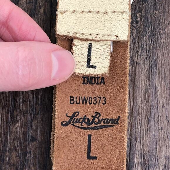 Lucky Brand Laser Cut Leather Belt Western Crackle Distressed Size Large Cream - Picture 7 of 13